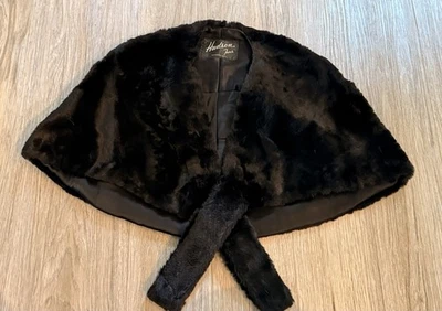 Vintage Womens Black Fur Cape/Shawl/Wrap From Hudson Furs - Image 1 of 4