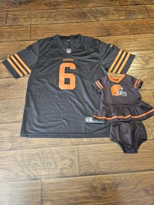 NFL Cleveland Browns Baker Mayfield #6 Marrón Sobre el Campo Camiseta Bebé Paquete Talla M  Foto 1 de 4