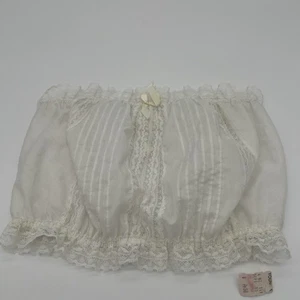 Vintage Women’s Ruffle Lace Top Sleeveless Medium Fit Made In USA NEW - Picture 1 of 12