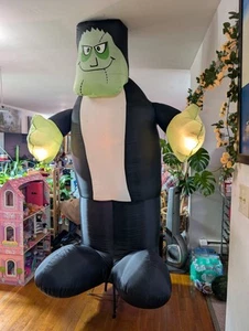 GEMMY 8 Feet Giant Inflatable Monster Halloween Rare - READ - Picture 1 of 15