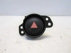 TOYOTA AYGO MK2 2014-18 HAZARD SWITCH #7466V - Imagen 1 de 6