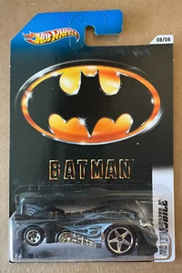 Hot Wheels Batman Batmobile 2011 Diecast NEW IN PACKAGE 8/8 Buy 2 Save 10 - Picture 1 of 2