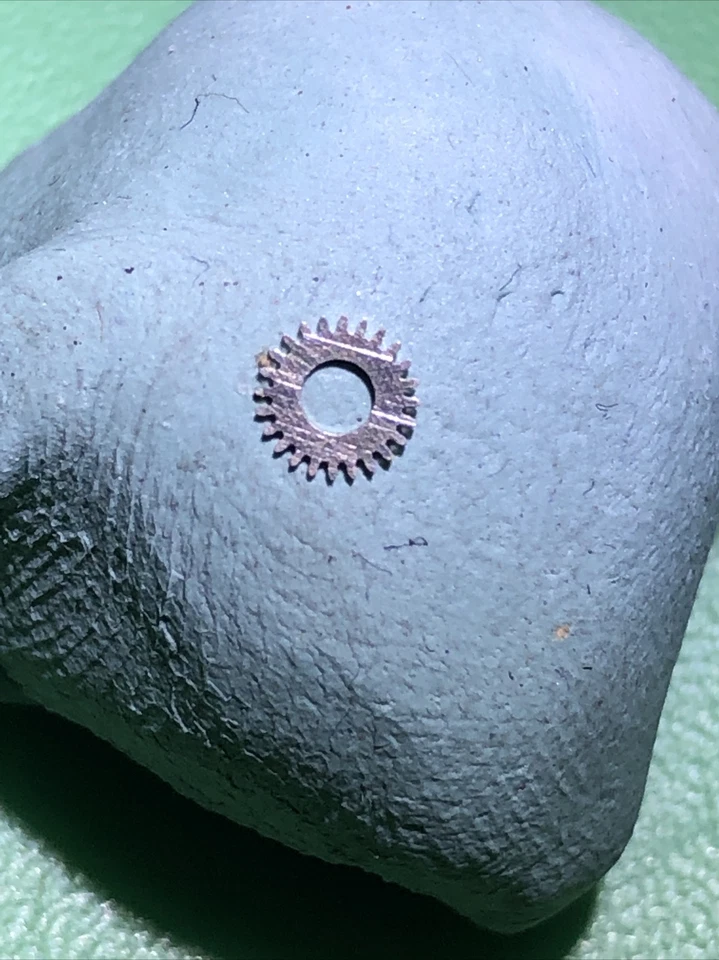 Kasper Calibre 1100 Upper Crown wheel.  X 1 Swiss Made Old New Stock Free Post - Image 1 of 1