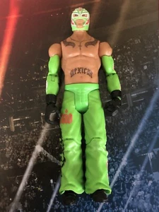 Figura de lucha libre Rey Mysterio WWE 2011 verde algunas marcas. Ver fotos de detalle - Imagen 1 de 6