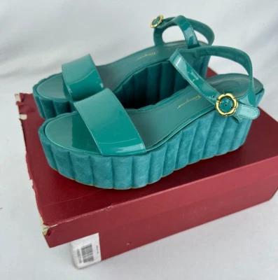 Sandalias de plataforma Salvatore Ferragamo para mujer 8 Tropea de cuero de vid de jade 0684894 Foto 1 de 4