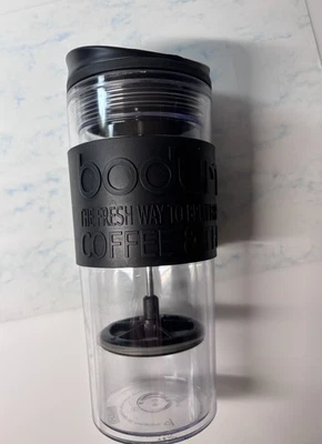 Taza de viaje Bodum negra - prensa francesa para café o té Foto 1 de 4