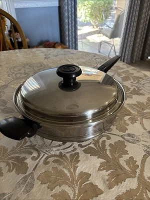 Lifetime 11" Skillet T-304cc Solar Cap Stainless Fry Pan With Lid - Image 1 of 4