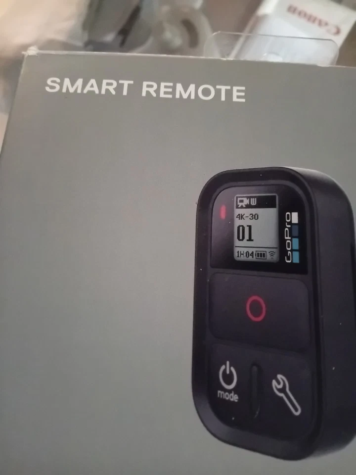 GoPro ARMTE-002 Smart Remote Control for Hero - Black - Image 1 of 1