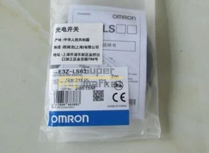 OMRON E3Z-LS61 Photoelectric Switch E3ZLS61 12-24VDC 2m New In Box - Picture 1 of 2