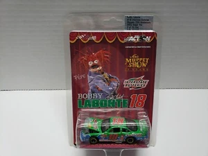 Action NASCAR Bobby Labonte #18 Interstate Batteries Muppets 2002 Pontiac 1:64 A - Picture 1 of 3