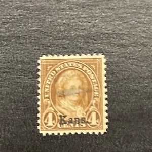 US Stamp Scott# 662 Kans. Overprint-Martha Washington 4 Cent...1929 Used - Picture 1 of 2