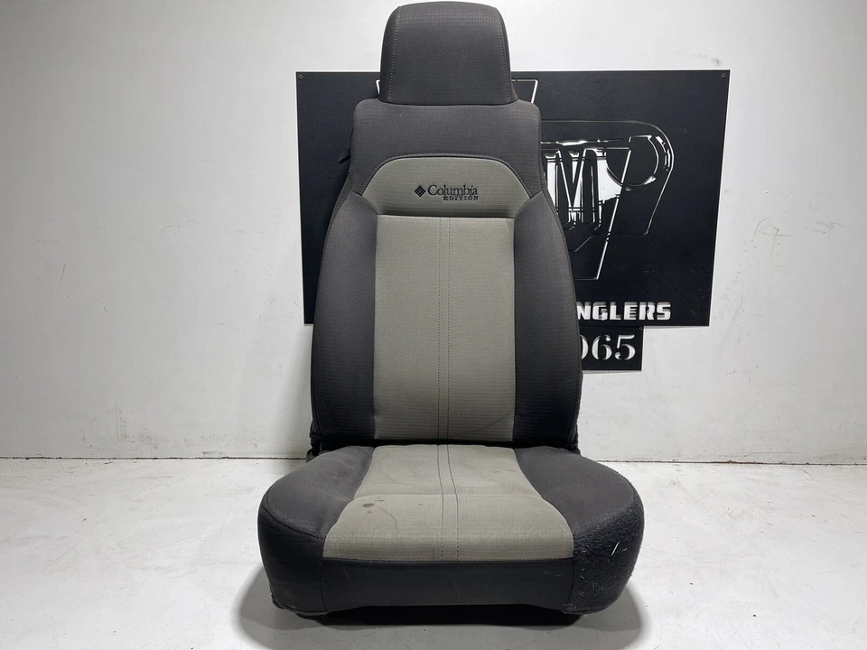 03-06 Jeep TJ Wrangler OEM negro gris tela Columbia pasajero asiento delantero derecho Foto 1 de 4