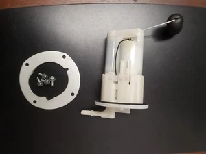 2018 100% WORKS YAMAHA YZF-R6 YZFR6 YZF R6 OEM FUEL PUMP ASSEMBLY W/ O-RING - Picture 1 of 3