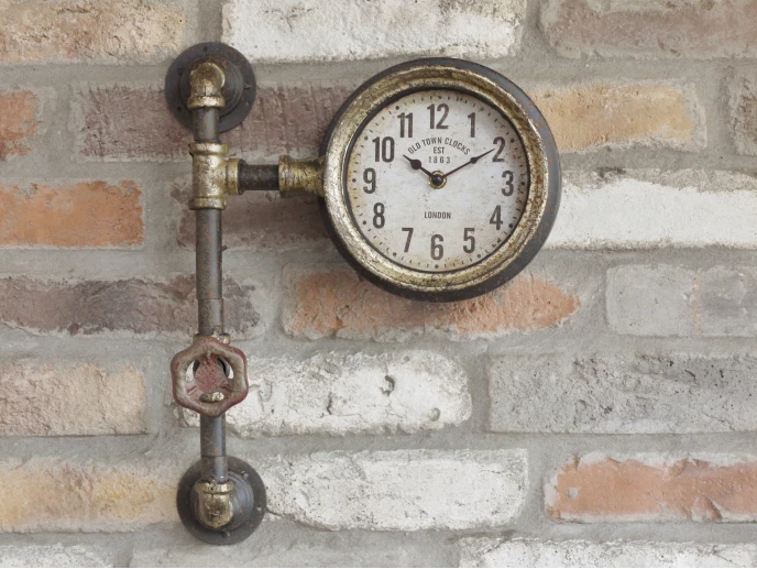 Industrial Pipe Wall Clock Vintage Warehouse Style Pipe Fittings Retro Design - Image 1 of 4