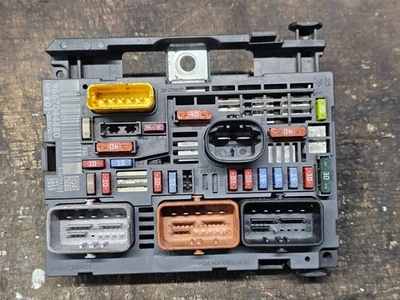 ✅ 2010 PEUGEOT CITROEN C4 PICASSO BSM UNDER BONET FUSE BOX 9664705880 - Image 1 of 2