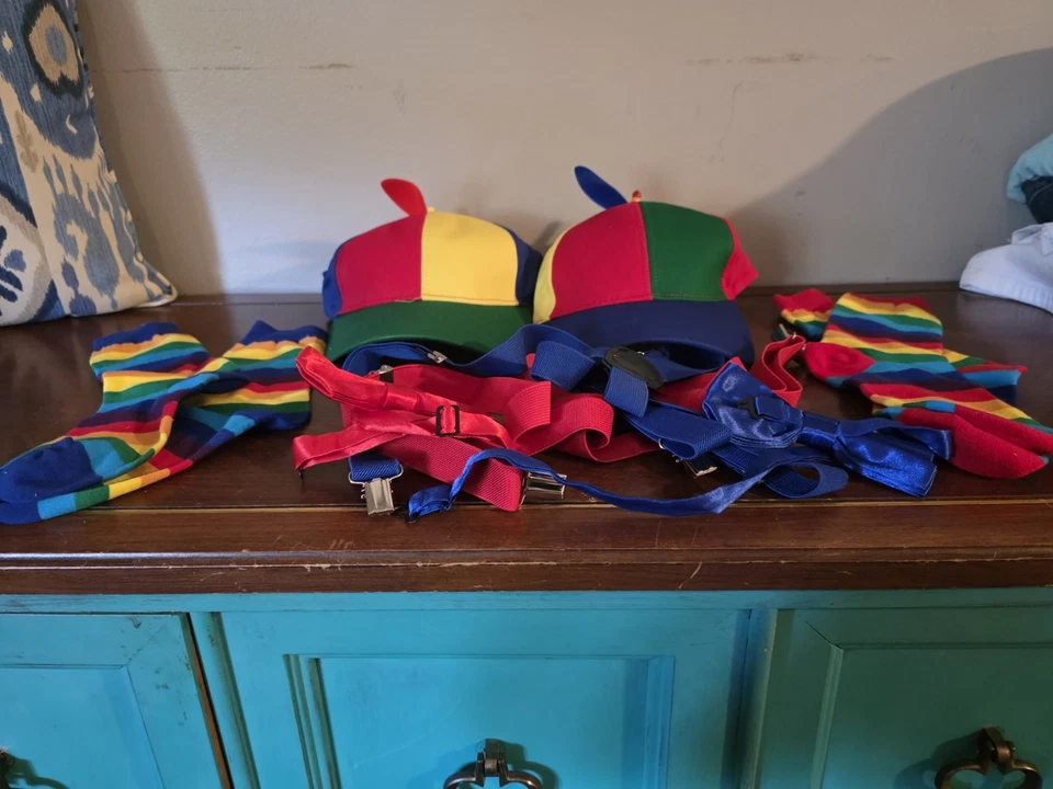 Tweedle Dee Tweedle Dum Sombrero Tirantes y Puntera Alicia en el País de las Maravillas Foto 1 de 1