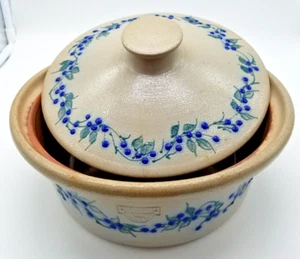 Vintage Salmon Falls Pottery Original 2.5 Qt Casseroles 2002 Blueberry Pattern - Picture 1 of 6