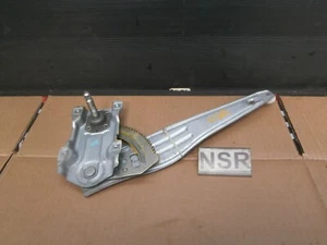 TOYOTA COROLLA 2003 HATCH NEARSIDE PASSENGER REAR MANUAL WINDOW REGULATOR - Picture 1 of 6