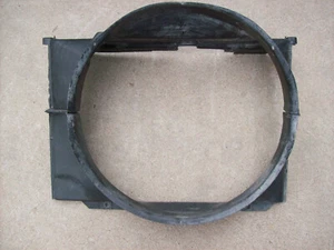 1978-1988 Chevrolet G Body Monte Carlo El Camino Malibu V8 Radiator Fan Shroud - Picture 1 of 4