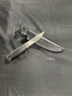 Cuchillo de caza estilo acabado hecho en Rusia Kizlyar Finsky Foto 1 de 3