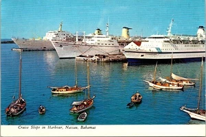 Nassau Bahamas Cruise Ships in Harbor Ocean Boats Continental Vintage Postcard - Picture 1 of 2