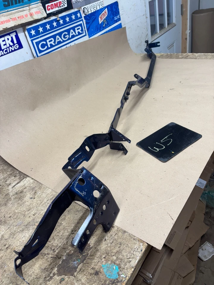 1981 1987 91 1993 Dodge Ram W250 D350 D150 A/C QUADRO DE SUPORTE DE MONTAGEM PLACA DE PAINEL - Imagem 1 de 4