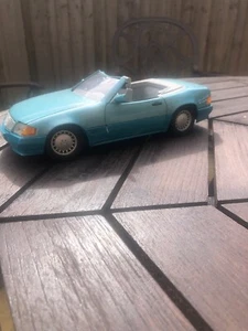 Mercedes Benz 500sl By Maisto Repairs Diorama - Picture 1 of 6