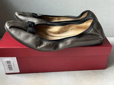 Salvatore Ferragamo My Joy Nuevo Bronce Negro Cuero Varina Arco Zapatos Planos 8.5 Foto 1 de 3