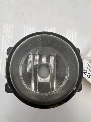 Conjunto de luces antiniebla Nissan Frontier 2005-2019 lado del conductor izquierdo OEM 26155EA825 Foto 1 de 4