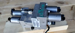BMW DYNAMIC DRIVE HYDRAULIC SUSPENSION VALVE BLOCK PUMP E70 X5 X6 6794578 07-09 - Picture 1 of 18