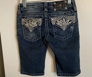 Miss Me Girls Blue Denim embroidered rhinestone Size 10 Jean Shorts - Picture 1 of 2