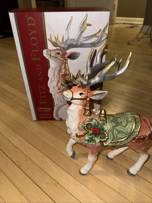 Estatueta nova na caixa 2022 Fitz And Floyd Holiday Home Green Deer feita à mão e pintada - Imagem 1 de 4