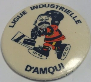 Vintage 2" Promo Button Pinback LIGUE INDUSTRIELLE D' AMQUI Macaron ICE HOCKEY - Picture 1 of 8