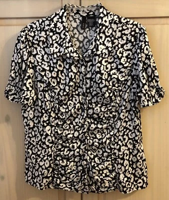 Blusa Camisa Top MIX IT Mujer Manga S Negra/Blanca Botón Dn Cuello en V Extra Grande Foto 1 de 4