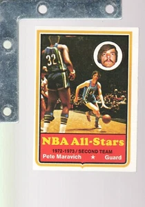 Baloncesto Topps 1973-74 #130 Pete Maravich All-Star Salón de la fama afilado OC EX/EXNM+ HALCONES - Imagen 1 de 2
