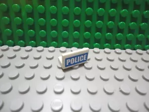 Lego 1 Pannello da Parete Bianco 1x2x1 con Adesivo della Polizia - Foto 1 di 1