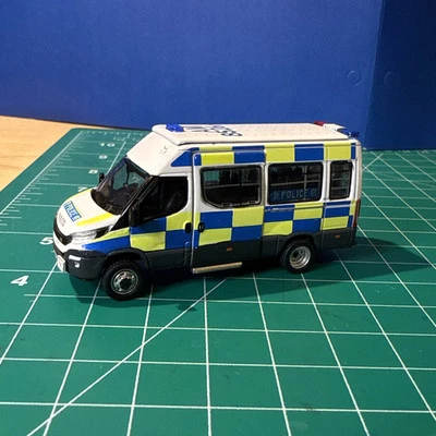 Tiny 1:76 Scale Hong Kong Police Iveco Van AM 8526 - Image 1 of 4