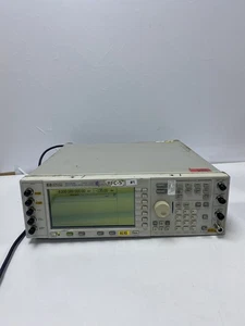 Generador de señal HP E4433B 250 kHz - Serie ESG-D de 4,0 GHz - Imagen 1 de 18