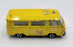 MANDARIN MADE IN SINGAPORE VOLKSWAGEN VAN READ - Picture 1 of 16