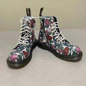 Dr. Martens 1460 Y Boots Womens Size 6 White Floral Lace Up Side Zip Flowers NEW - Picture 1 of 15