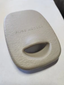 Chrysler 2004 PT Cruiser Box Cover Dash Trim Panel - Picture 1 of 3