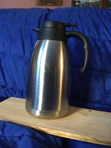 Cresimo Carafe Stainless Steel Thermal Vacuum 68 Oz Hot or Cold Insulated - Picture 1 of 6