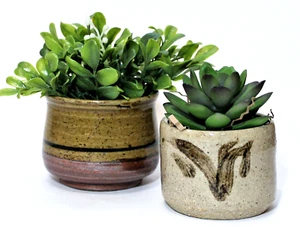 Juego de 2 macetas pequeñas de cerámica marrón tostado - Imagen 1 de 10