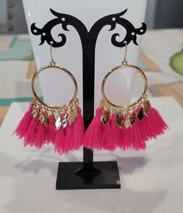 BOUCLES D'OREILLES CREOLES POMPON ROSE FLUO ! NEUF ! - Foto 1 di 4