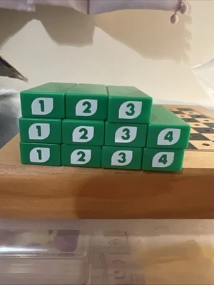 Piezas de repuesto vintage Mattel UNO Stacko verde incompletas Foto 1 de 3