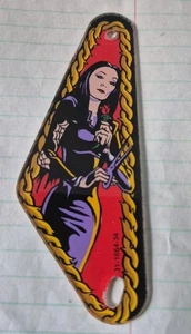 The Addams Family Pinball Playfield Plastic Morticia NUEVO STOCK ANTIGUO 31-1664-34 - Imagen 1 de 3
