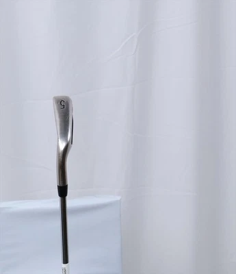 Titleist T300 2019 5 Iron Regular Amt Red R300 Steel 12540999 Good Left Hand Lh - Image 1 of 4