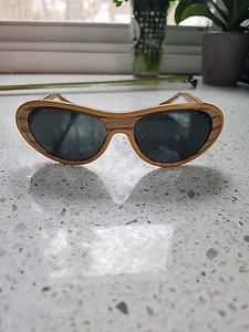 VINTAGE WOMEN'S VICTORY SUNTIMER SUNGLASSES PLASTIC WOOD GRAIN And Orange USA - Picture 1 of 13