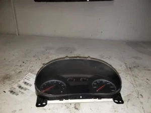 17-18 MALIBU Speedometer Cluster MPH 1 Color Graphic Display 125163 - Picture 1 of 12