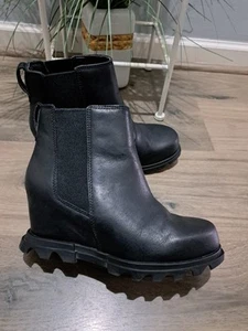 EUC SOREL Joan of Arctic III schwarz wasserdicht Keilabsatz Chelsea Boot US 7,5 - Bild 1 von 10